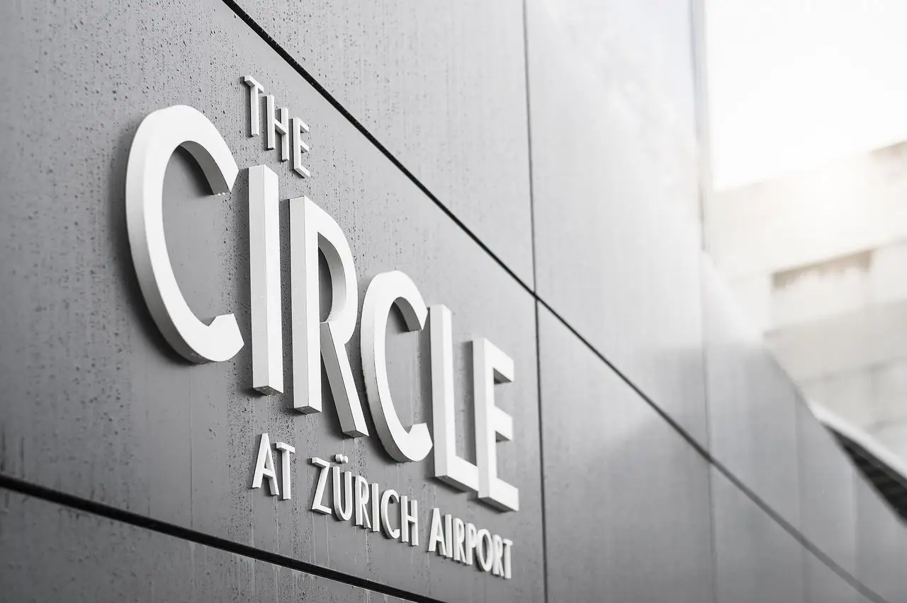 Zürich → Aéroport de Zurich (ZRH) Chauffeur Privé